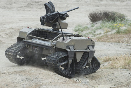 photo-illust.-unmanned-armed-vehicle-from-flicker-publib-domain-1024x483.jpg
